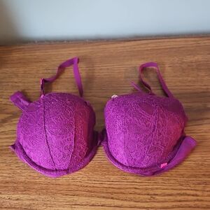 EUC Victoria's Secret Fuchsia Lined Demi Lace Trim Bra